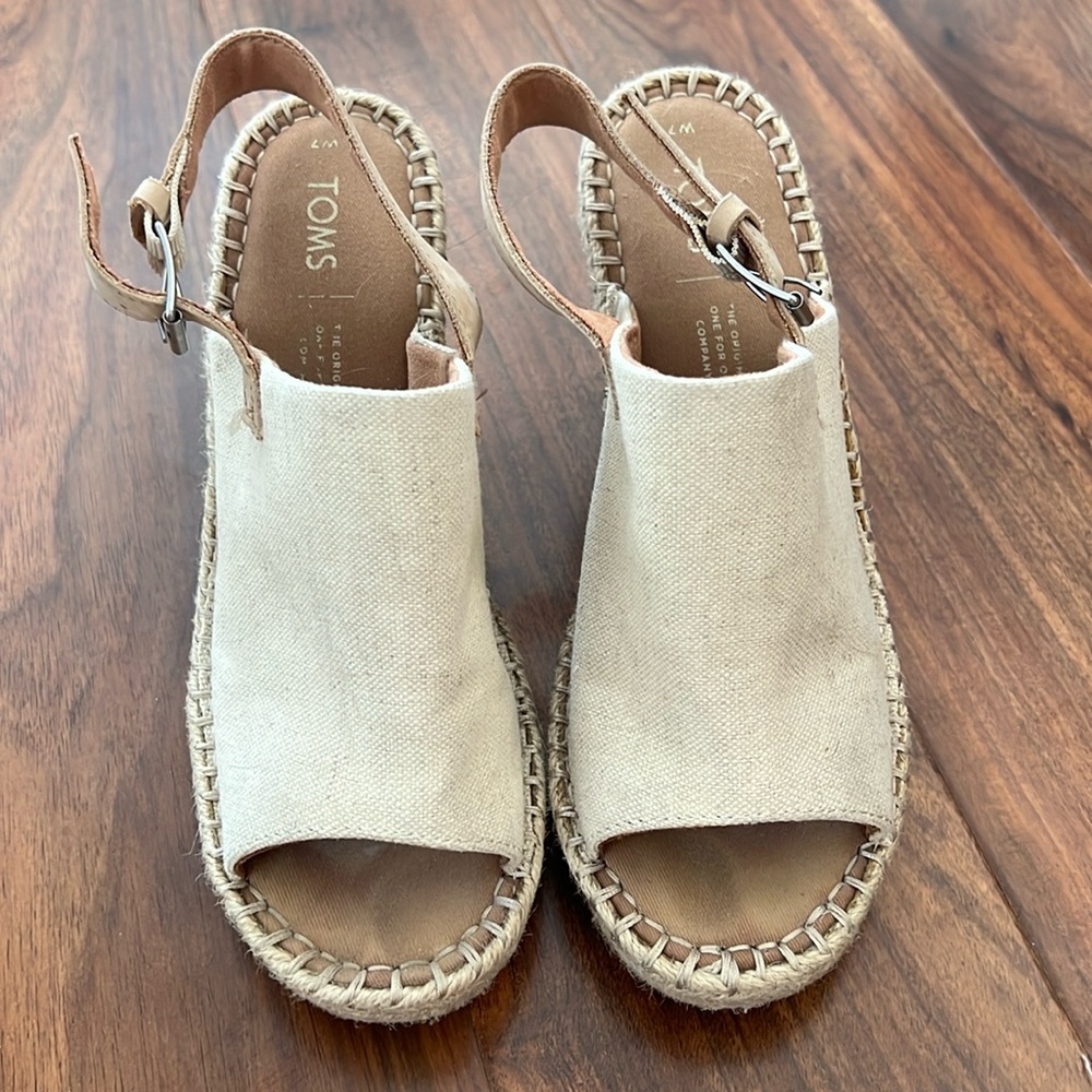 Toms Wedge Heels